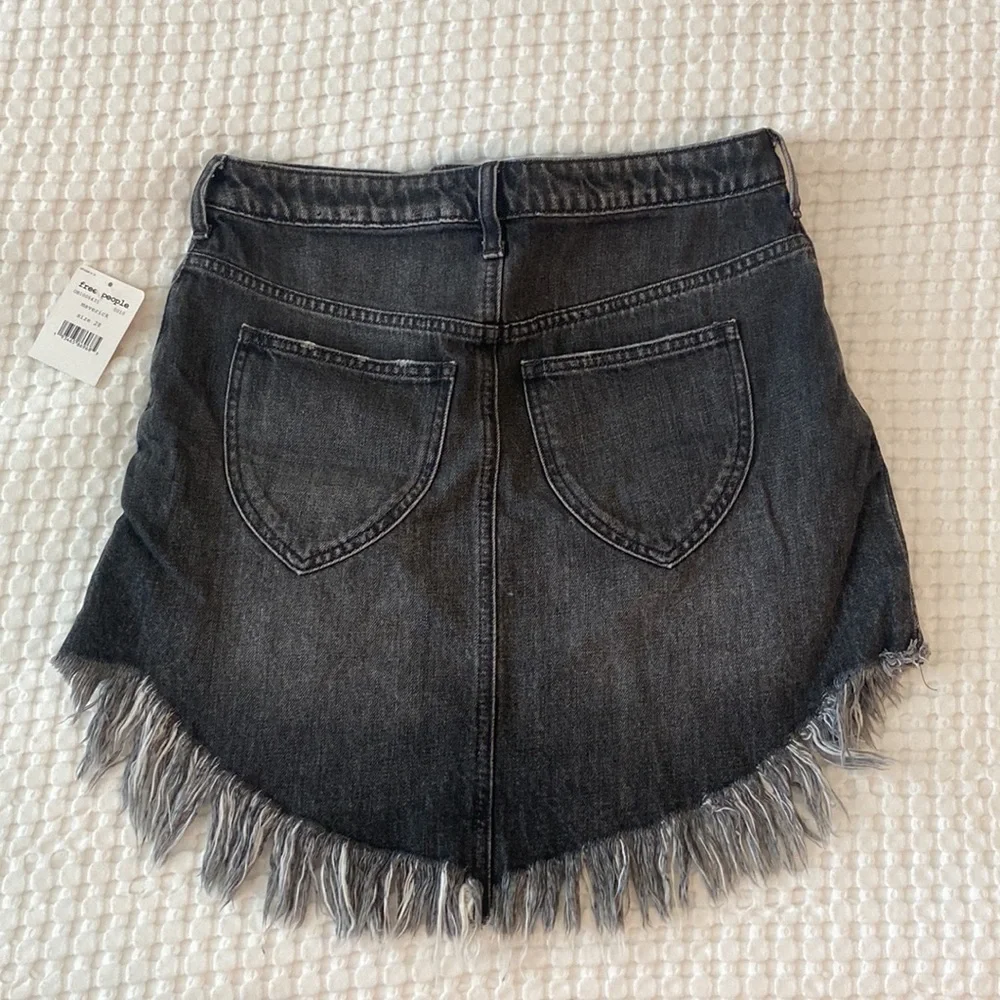 Free people black skirt - Picture 2 of 7